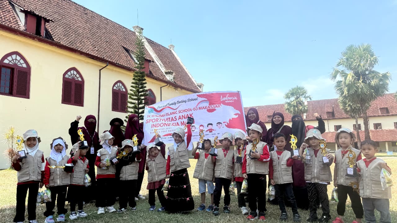 TK Wahdah Islamic School 03 Makassar Gelar Family Outing di Benteng Roterdam
